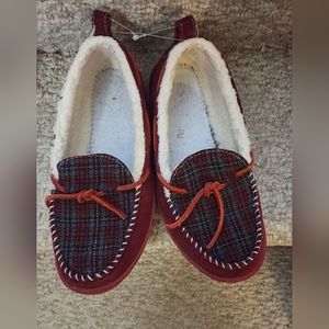LL Bean Mocassian Loafer Style Slippers Maroon Plaid Sherpa Lined Women's